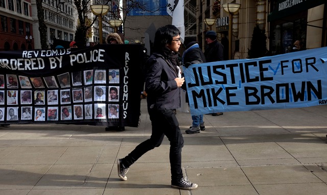 ABD'de Ferguson protestoları sürüyor